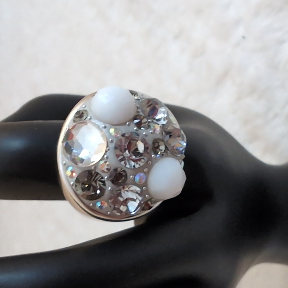 Swarovski| Silver White Glass With Clear Rhinestone Cocktail Ring - Picture 3 of 8